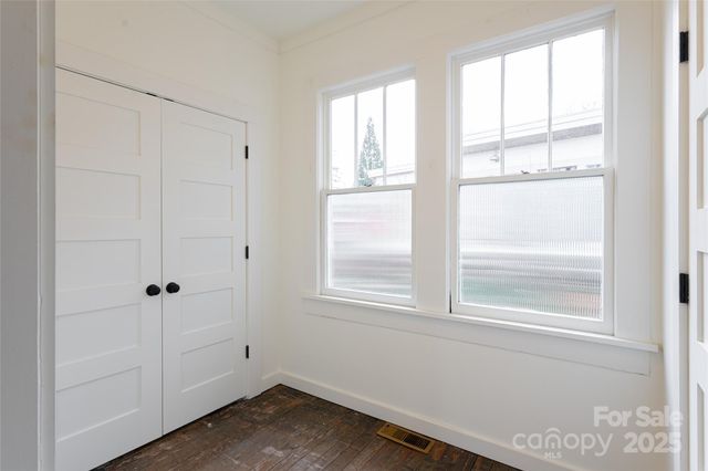 40 Jonestown Road, Asheville, NC 28804