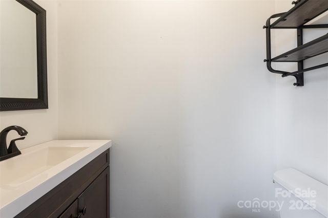 40 Jonestown Road, Asheville, NC 28804