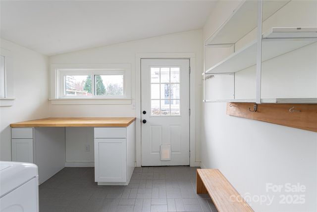 40 Jonestown Road, Asheville, NC 28804