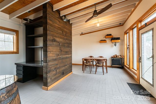 40 Jonestown Road, Asheville, NC 28804