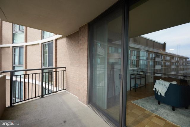 4620 N PARK AVE #1606E, Chevy Chase, MD 20815