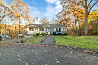 22 Pheasant Drive, Seymour, CT 06483