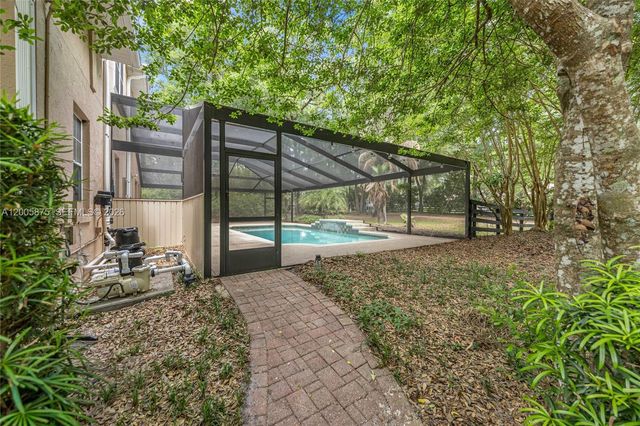 9175 SE 7th Avenue Road, Ocala, FL 34480