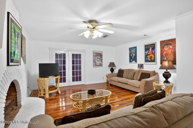129 Pirate Avenue, Long Beach, MS 39560