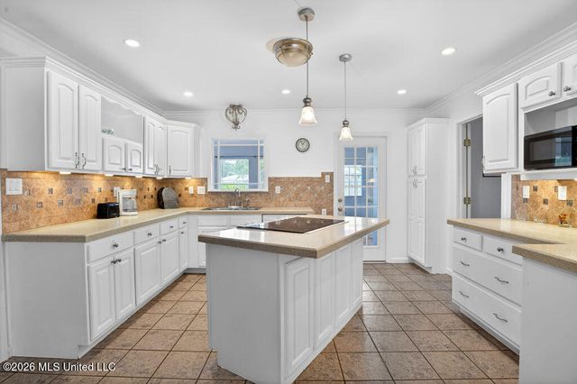 129 Pirate Avenue, Long Beach, MS 39560