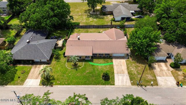 129 Pirate Avenue, Long Beach, MS 39560