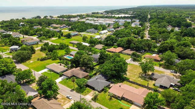 129 Pirate Avenue, Long Beach, MS 39560