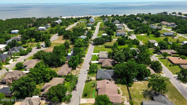 129 Pirate Avenue, Long Beach, MS 39560