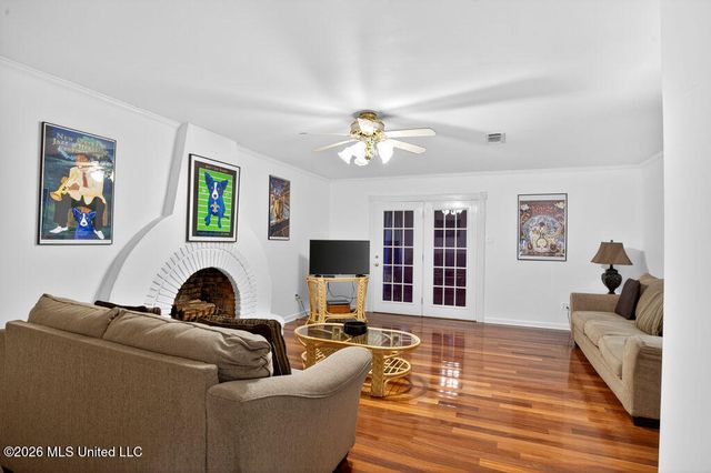 129 Pirate Avenue, Long Beach, MS 39560