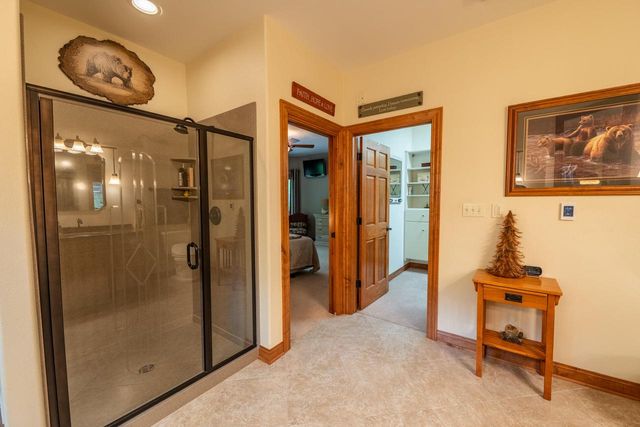 260 Glacial DRIVE, Slinger, WI 53086