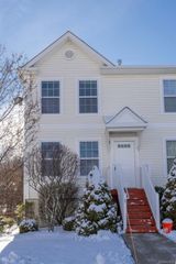 1 Lexington Way, Middletown, NY 10940