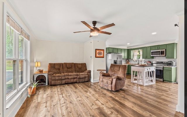 1046 Eastside Rd, Ashland City, TN 37015