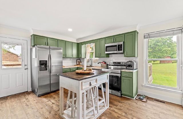 1046 Eastside Rd, Ashland City, TN 37015