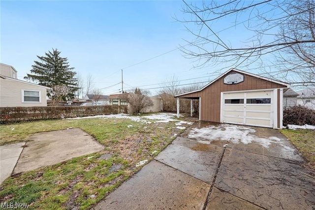 12214 Woodward Boulevard, Garfield Heights, OH 44125