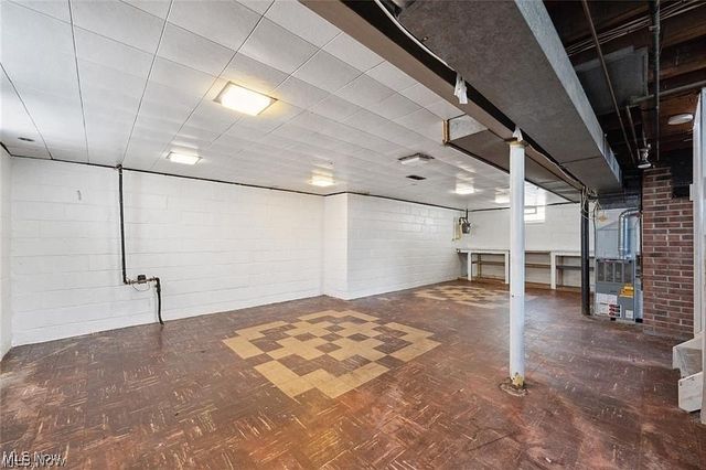 12214 Woodward Boulevard, Garfield Heights, OH 44125