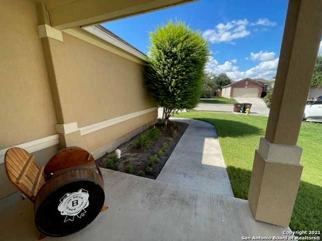10210 Dixon Wood, San Antonio, TX 78245
