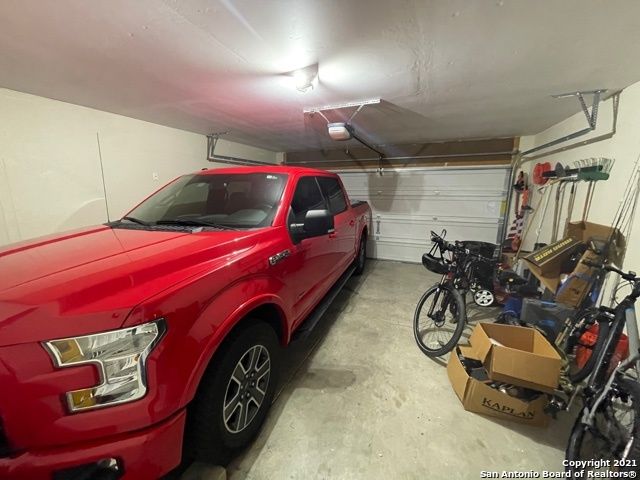 10210 Dixon Wood, San Antonio, TX 78245