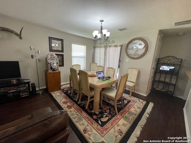 10210 Dixon Wood, San Antonio, TX 78245