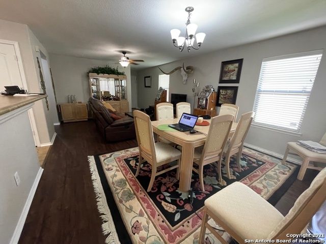 10210 Dixon Wood, San Antonio, TX 78245