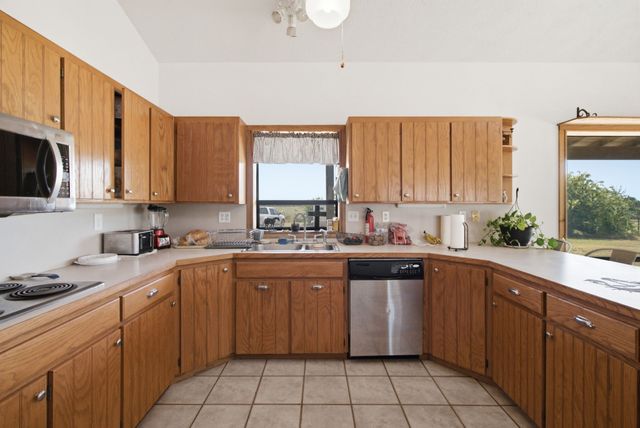 3624 County Road 398, Stephenville, TX 76401