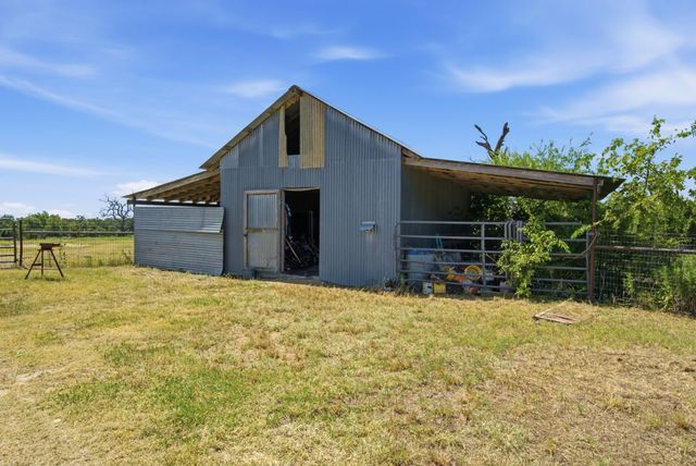 3624 County Road 398, Stephenville, TX 76401