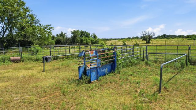 3624 County Road 398, Stephenville, TX 76401