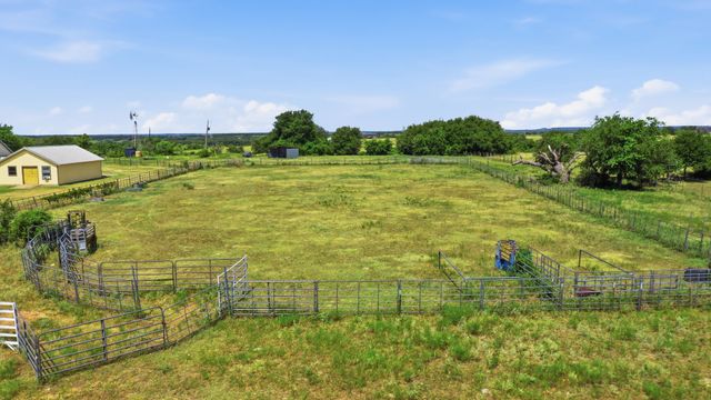 3624 County Road 398, Stephenville, TX 76401