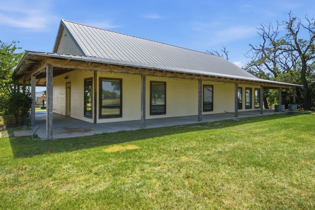 3624 County Road 398, Stephenville, TX 76401