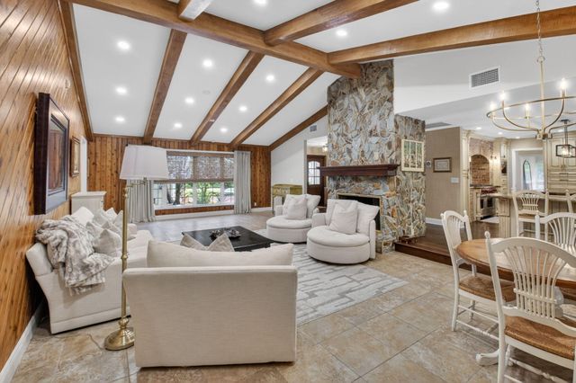 7332 Estrella Court, Boca Raton, FL 33433