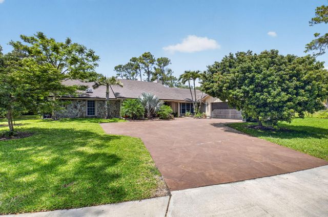 7332 Estrella Court, Boca Raton, FL 33433