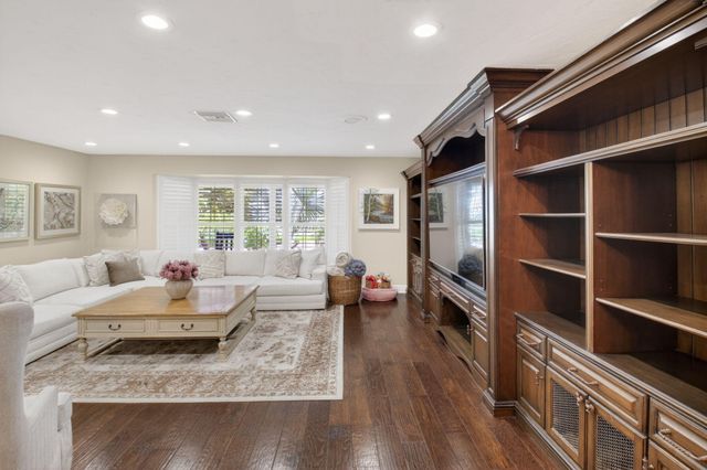 7332 Estrella Court, Boca Raton, FL 33433