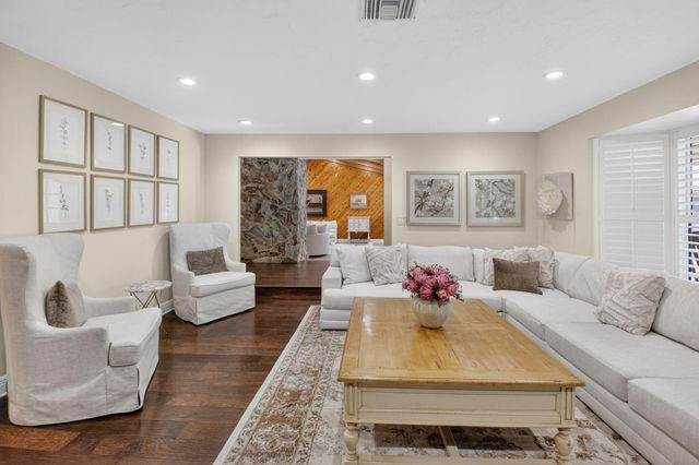 7332 Estrella Court, Boca Raton, FL 33433