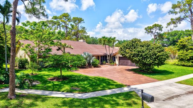 7332 Estrella Court, Boca Raton, FL 33433