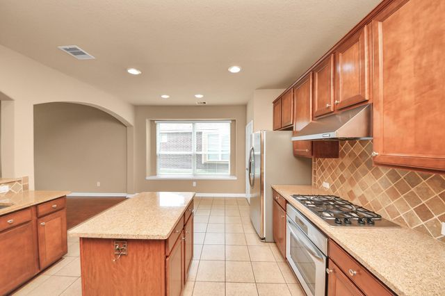 30041 Willow Walk Lane, Brookshire, TX 77423