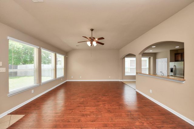 30041 Willow Walk Lane, Brookshire, TX 77423