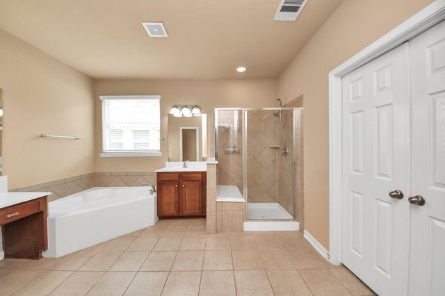 30041 Willow Walk Lane, Brookshire, TX 77423