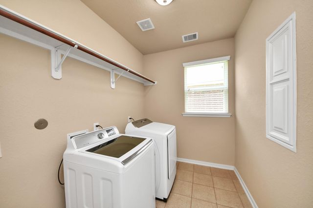 30041 Willow Walk Lane, Brookshire, TX 77423