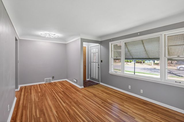 5153 Morgan Avenue N, Minneapolis, MN 55430