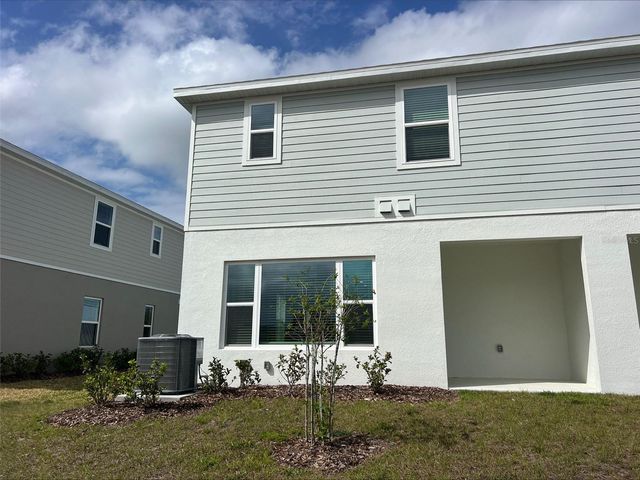 454 THOMPSON VILLAGE AVENUE, Apopka, FL 32703