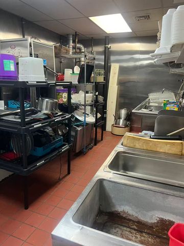 813-815 Main St, Leominster, MA 01453