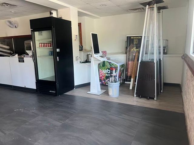 813-815 Main St, Leominster, MA 01453