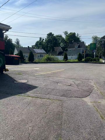813-815 Main St, Leominster, MA 01453