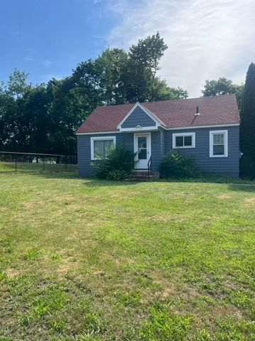 813-815 Main St, Leominster, MA 01453