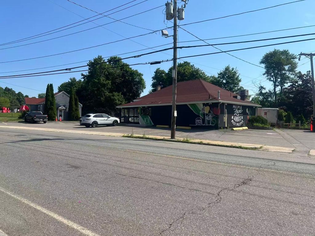 813-815 Main St, Leominster, MA 01453