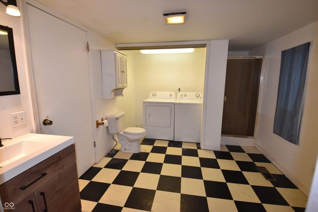 215 Eikenberry Street, Greenfield, IN 46140