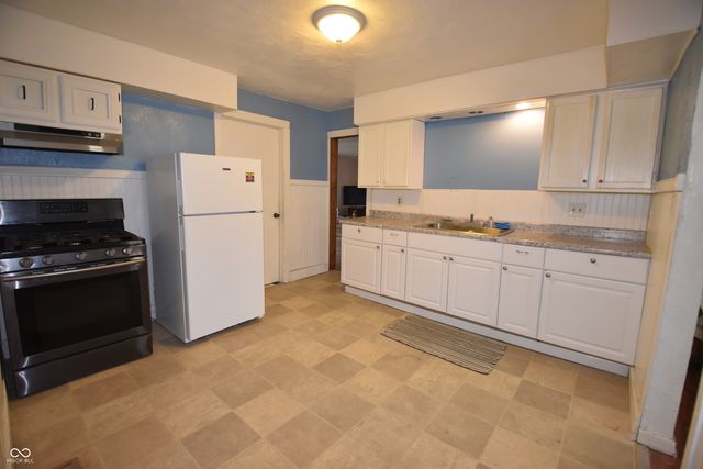 215 Eikenberry Street, Greenfield, IN 46140