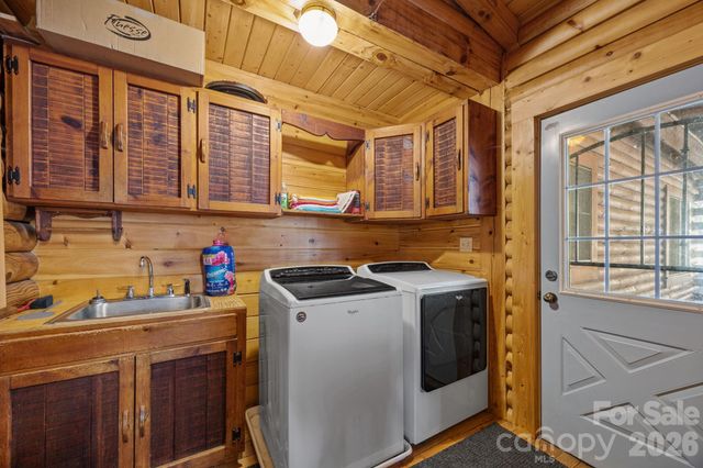 40 & 44 Chambers Drive, Weaverville, NC 28787