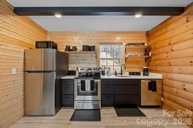 40 & 44 Chambers Drive, Weaverville, NC 28787