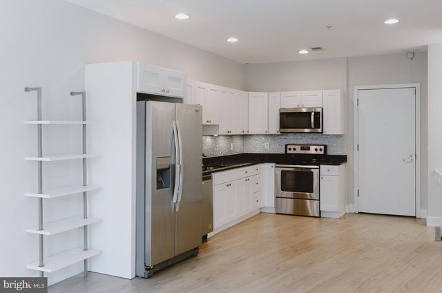 1735 CLARENDON BLVD, Arlington, VA 22209