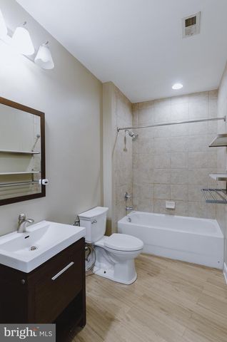 1735 CLARENDON BLVD, Arlington, VA 22209
